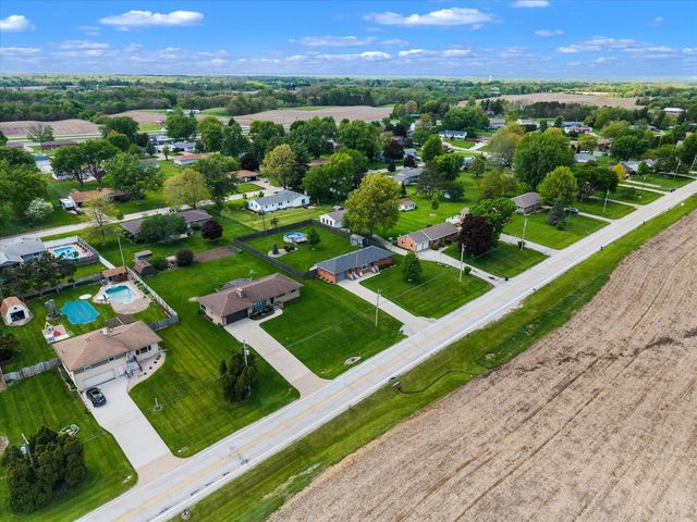 11802 9th Street, Milan, IL 61264
