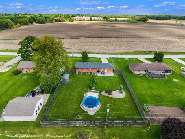 11802 9th Street, Milan, IL 61264