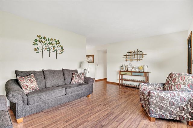 11802 9th Street, Milan, IL 61264