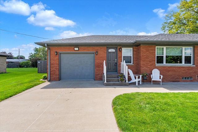 11802 9th Street, Milan, IL 61264
