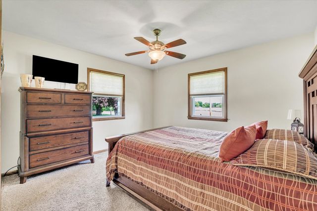 11802 9th Street, Milan, IL 61264
