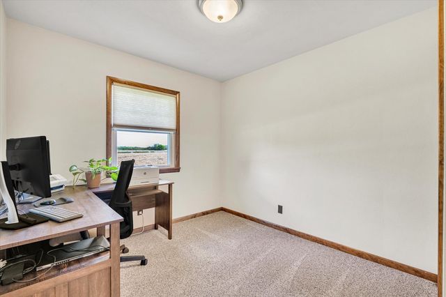 11802 9th Street, Milan, IL 61264