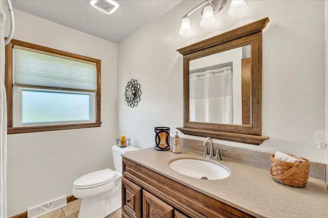 11802 9th Street, Milan, IL 61264