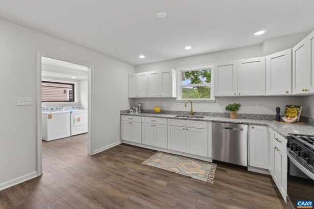 908 RIVES ST, Charlottesville, VA 22902