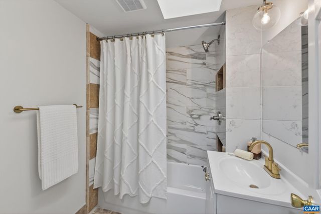 908 RIVES ST, Charlottesville, VA 22902
