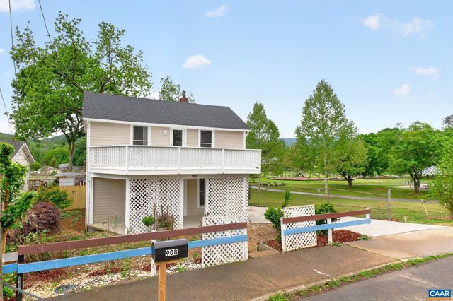 908 RIVES ST, Charlottesville, VA 22902