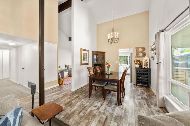 7040 Ellsworth Cir, Fair Oaks, CA 95628