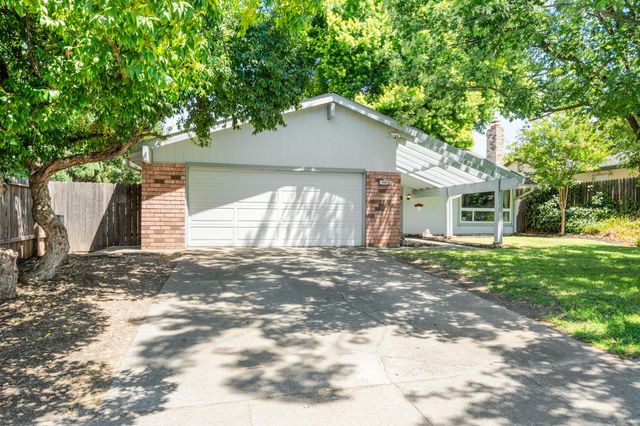 7040 Ellsworth Cir, Fair Oaks, CA 95628