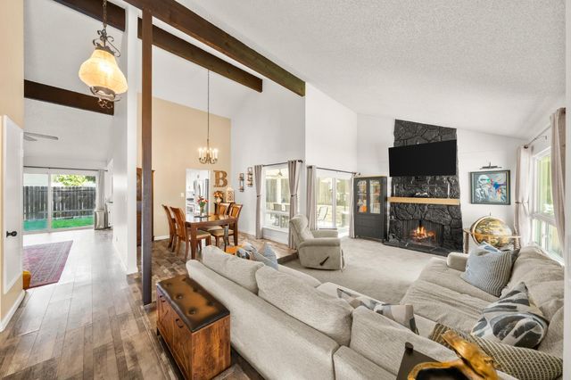 7040 Ellsworth Cir, Fair Oaks, CA 95628