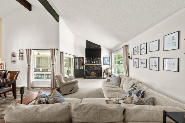 7040 Ellsworth Cir, Fair Oaks, CA 95628