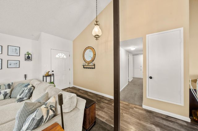 7040 Ellsworth Cir, Fair Oaks, CA 95628