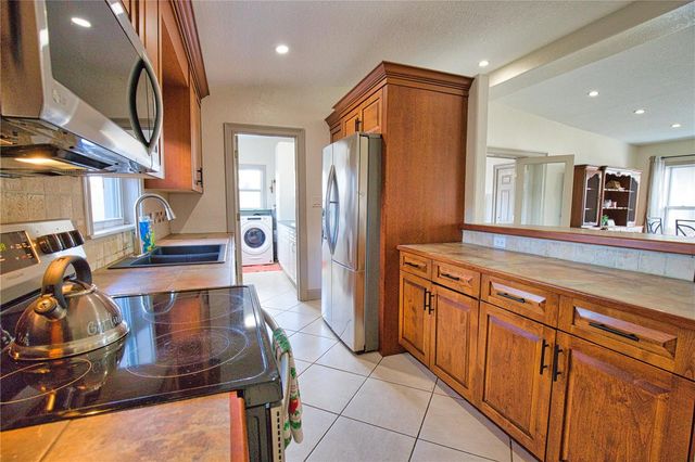 1937 GOLD AVENUE, Sarasota, FL 34235