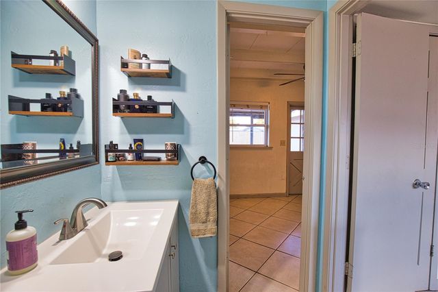 1937 GOLD AVENUE, Sarasota, FL 34235