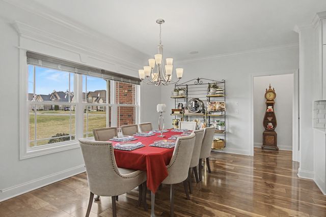 3131 Robinwood Dr, Murfreesboro, TN 37128