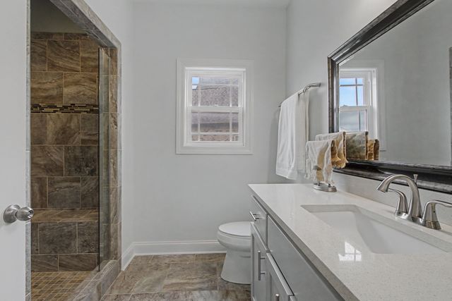 3131 Robinwood Dr, Murfreesboro, TN 37128