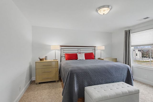 3131 Robinwood Dr, Murfreesboro, TN 37128