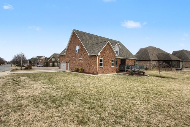 3131 Robinwood Dr, Murfreesboro, TN 37128