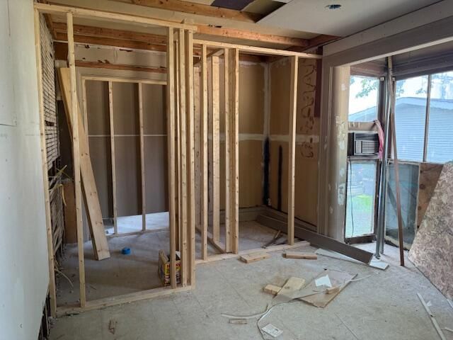 42 W Chicago Street, Quincy, MI 49082