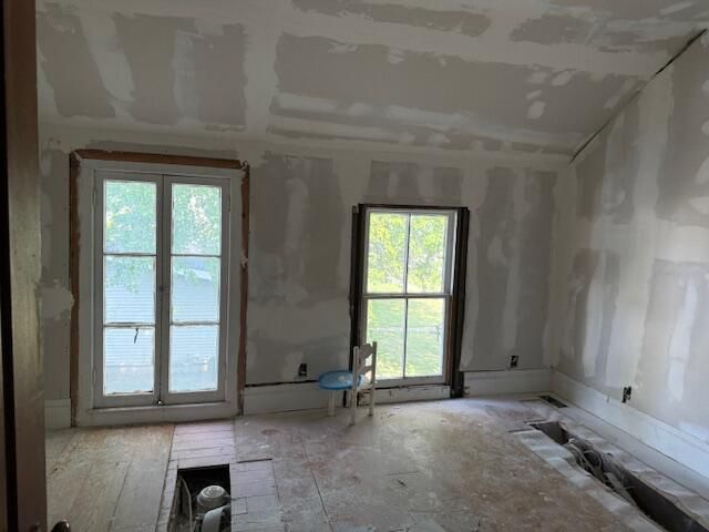 42 W Chicago Street, Quincy, MI 49082