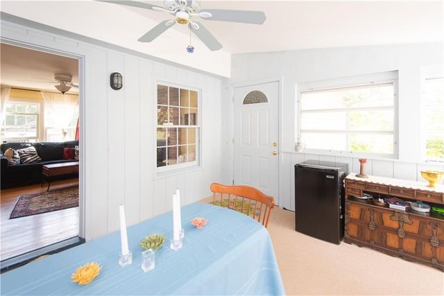 8 Fenner Avenue, Newport, RI 02840