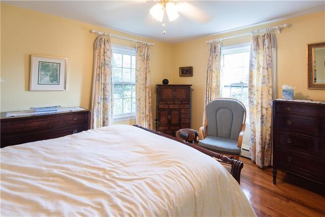 8 Fenner Avenue, Newport, RI 02840