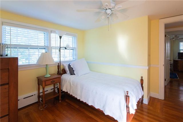 8 Fenner Avenue, Newport, RI 02840