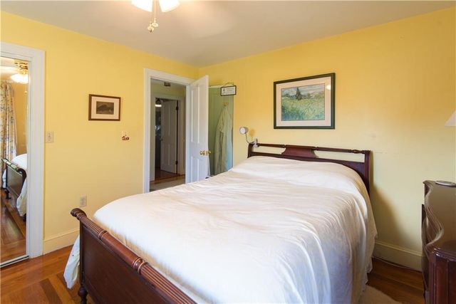 8 Fenner Avenue, Newport, RI 02840