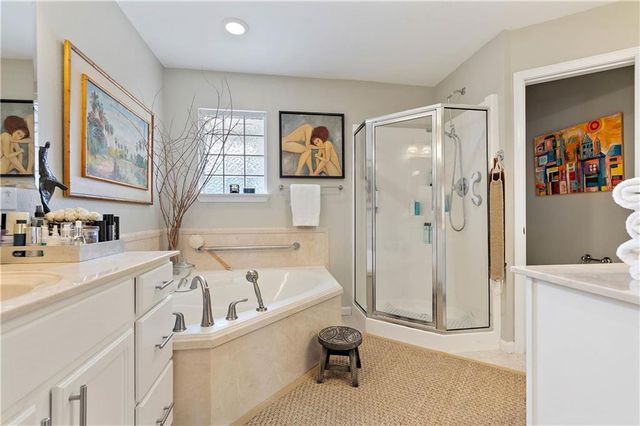 4 Yacht Club Drive 200, Daphne, AL 36526