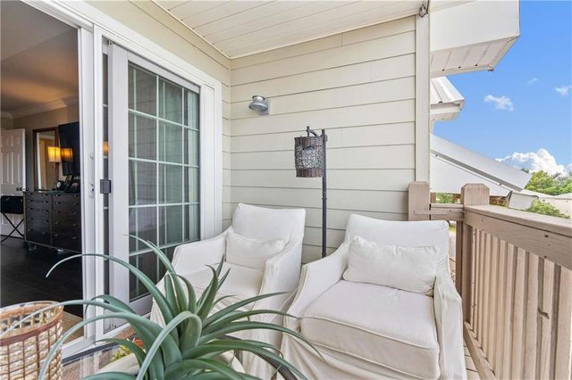 4 Yacht Club Drive 200, Daphne, AL 36526