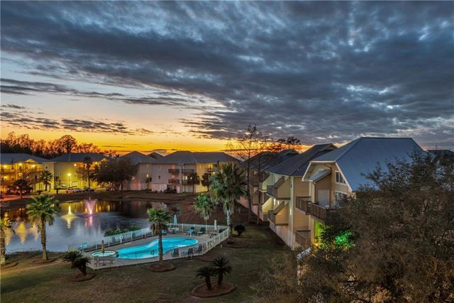 4 Yacht Club Drive 200, Daphne, AL 36526