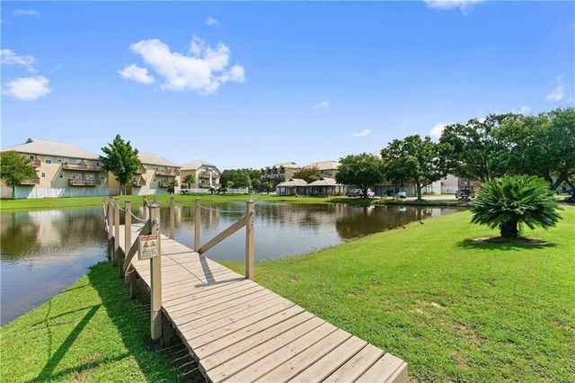 4 Yacht Club Drive 200, Daphne, AL 36526