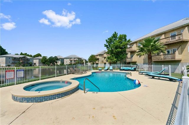 4 Yacht Club Drive 200, Daphne, AL 36526