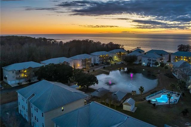 4 Yacht Club Drive 200, Daphne, AL 36526