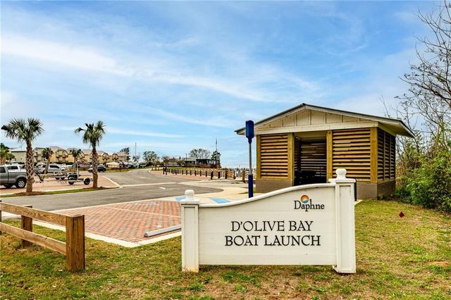 4 Yacht Club Drive 200, Daphne, AL 36526