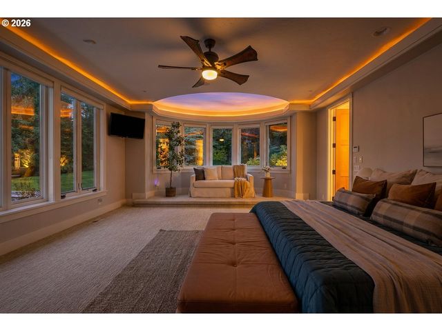 4330 Sw CHARMING Way, Portland, OR 97225