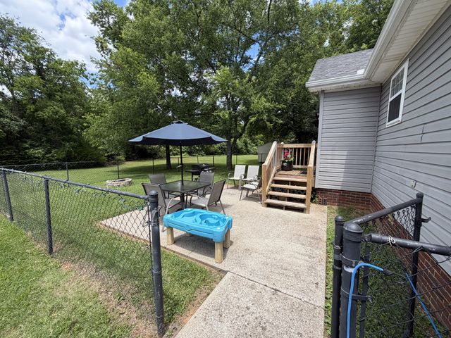 1405 Belle Oaks Dr, Murfreesboro, TN 37130