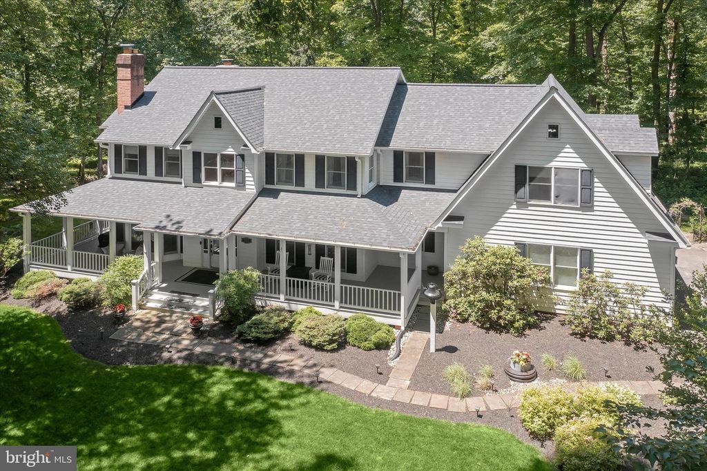 Image 102 of property listing at 2846 SHADOW ROLL CT, Glenwood, MD 21738