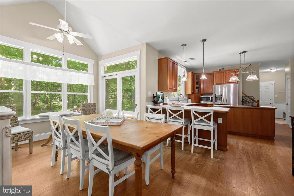 Image 21 of property listing at 2846 SHADOW ROLL CT, Glenwood, MD 21738