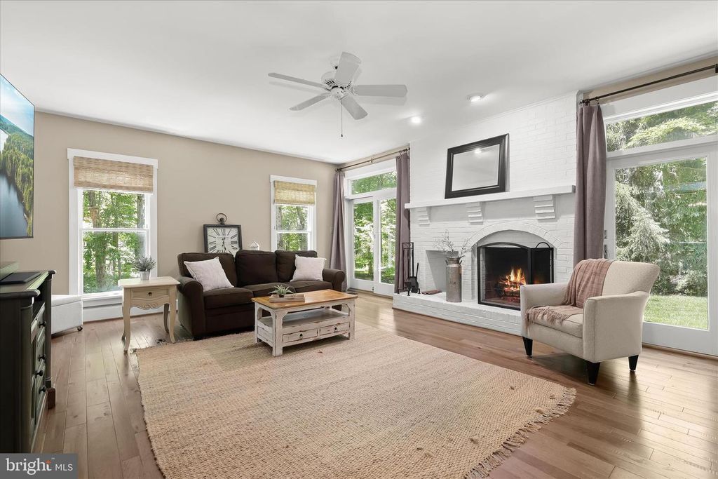 Image 26 of property listing at 2846 SHADOW ROLL CT, Glenwood, MD 21738