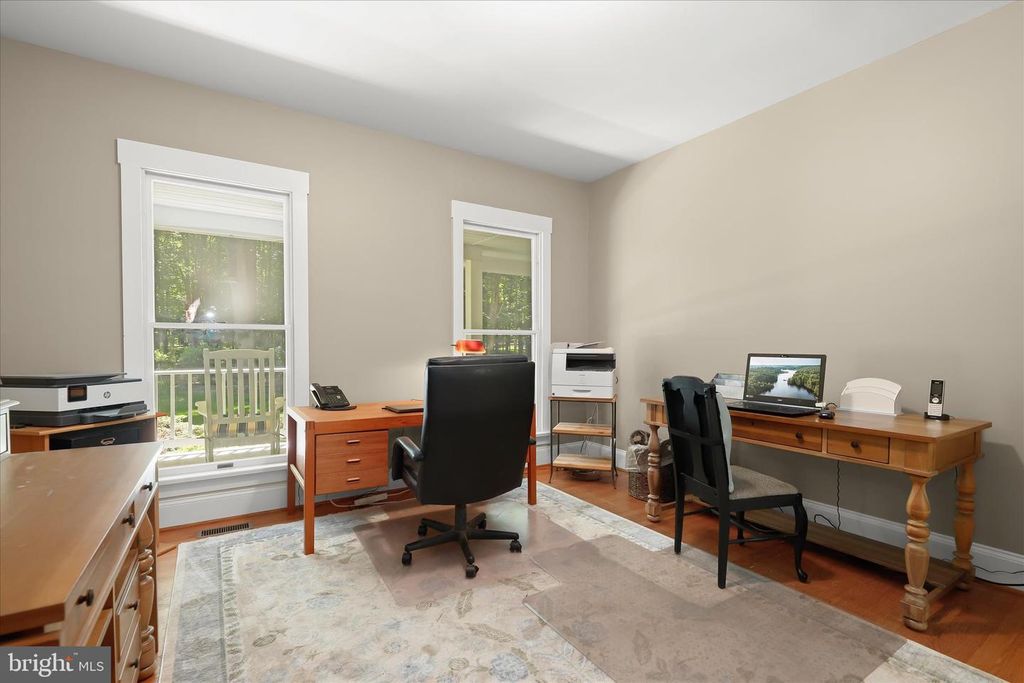 Image 32 of property listing at 2846 SHADOW ROLL CT, Glenwood, MD 21738
