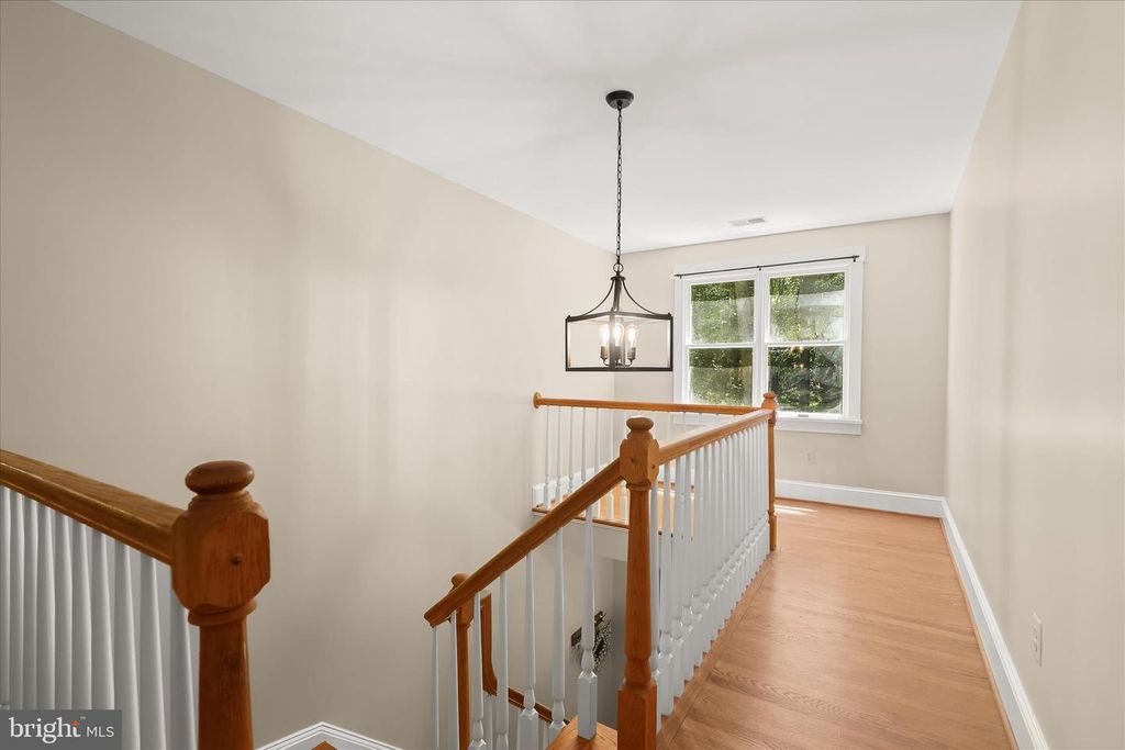 Image 36 of property listing at 2846 SHADOW ROLL CT, Glenwood, MD 21738
