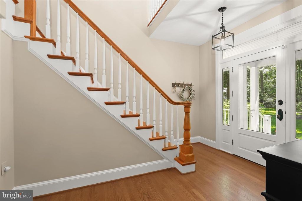 Image 4 of property listing at 2846 SHADOW ROLL CT, Glenwood, MD 21738