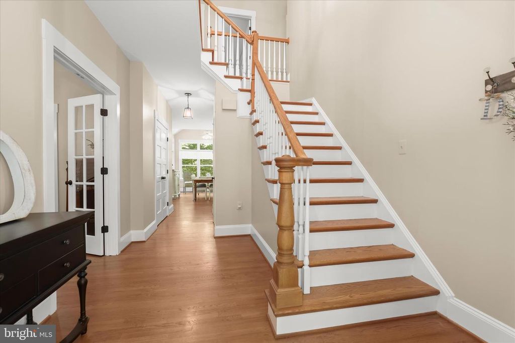 Image 5 of property listing at 2846 SHADOW ROLL CT, Glenwood, MD 21738