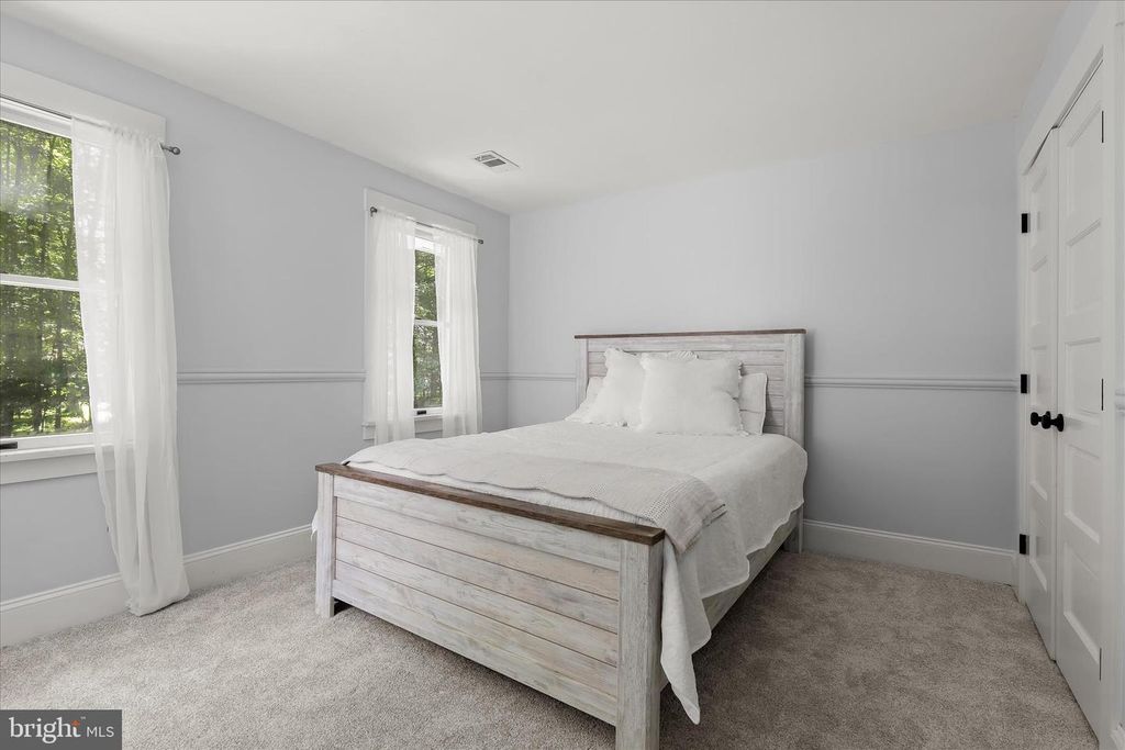 Image 50 of property listing at 2846 SHADOW ROLL CT, Glenwood, MD 21738