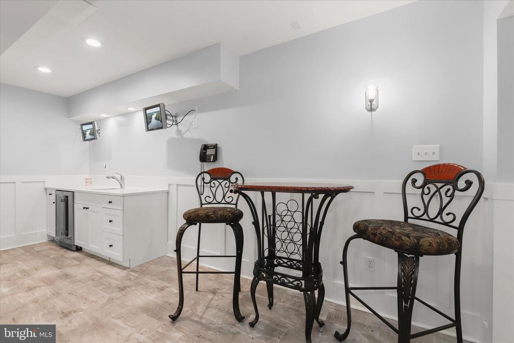 Image 63 of property listing at 2846 SHADOW ROLL CT, Glenwood, MD 21738