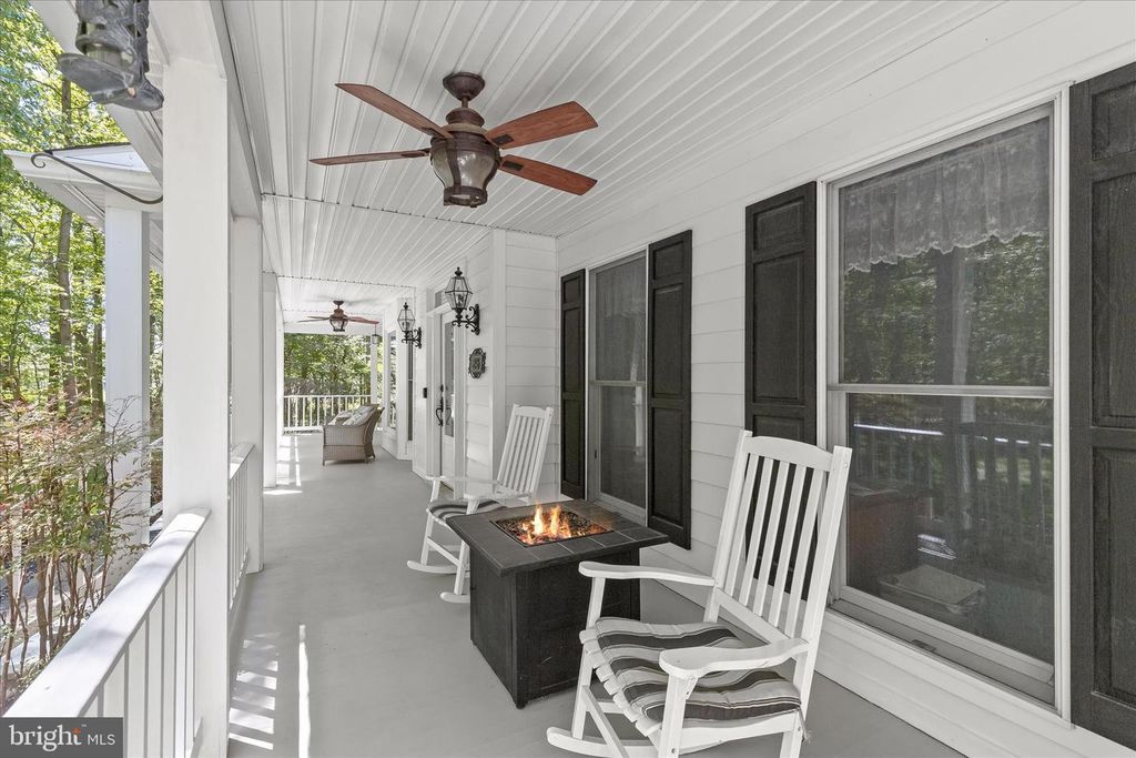 Image 75 of property listing at 2846 SHADOW ROLL CT, Glenwood, MD 21738