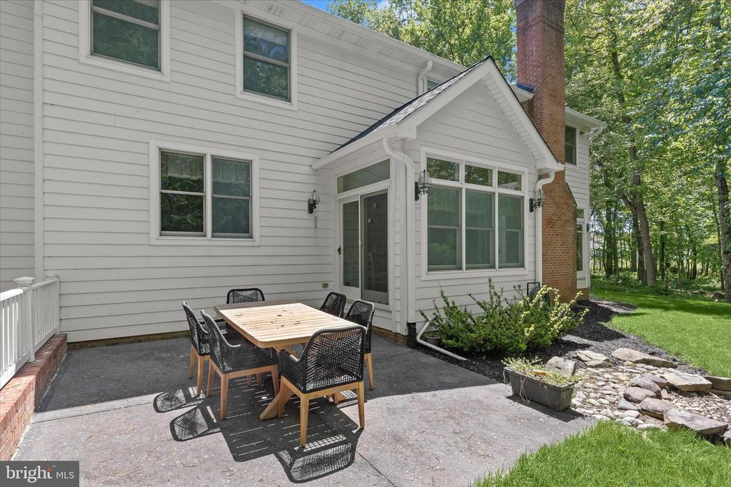Image 80 of property listing at 2846 SHADOW ROLL CT, Glenwood, MD 21738