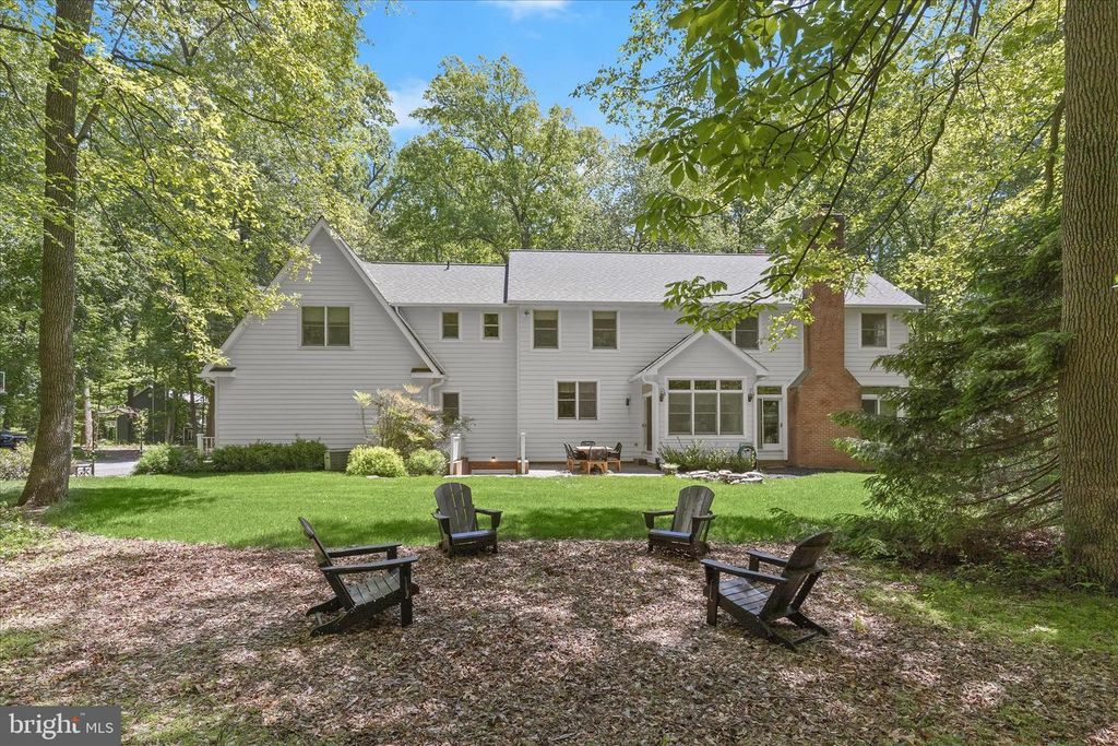 Image 83 of property listing at 2846 SHADOW ROLL CT, Glenwood, MD 21738