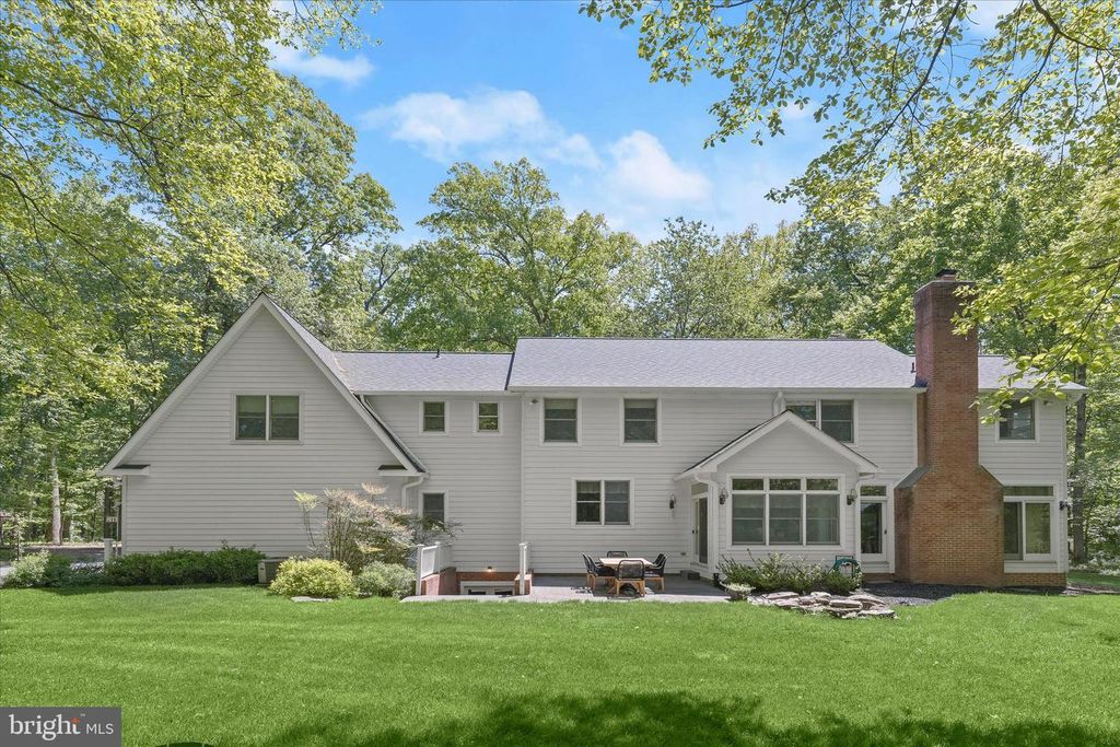 Image 89 of property listing at 2846 SHADOW ROLL CT, Glenwood, MD 21738