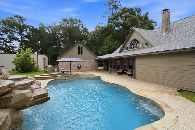 26815 E Fm 2090 Road, Splendora, TX 77372